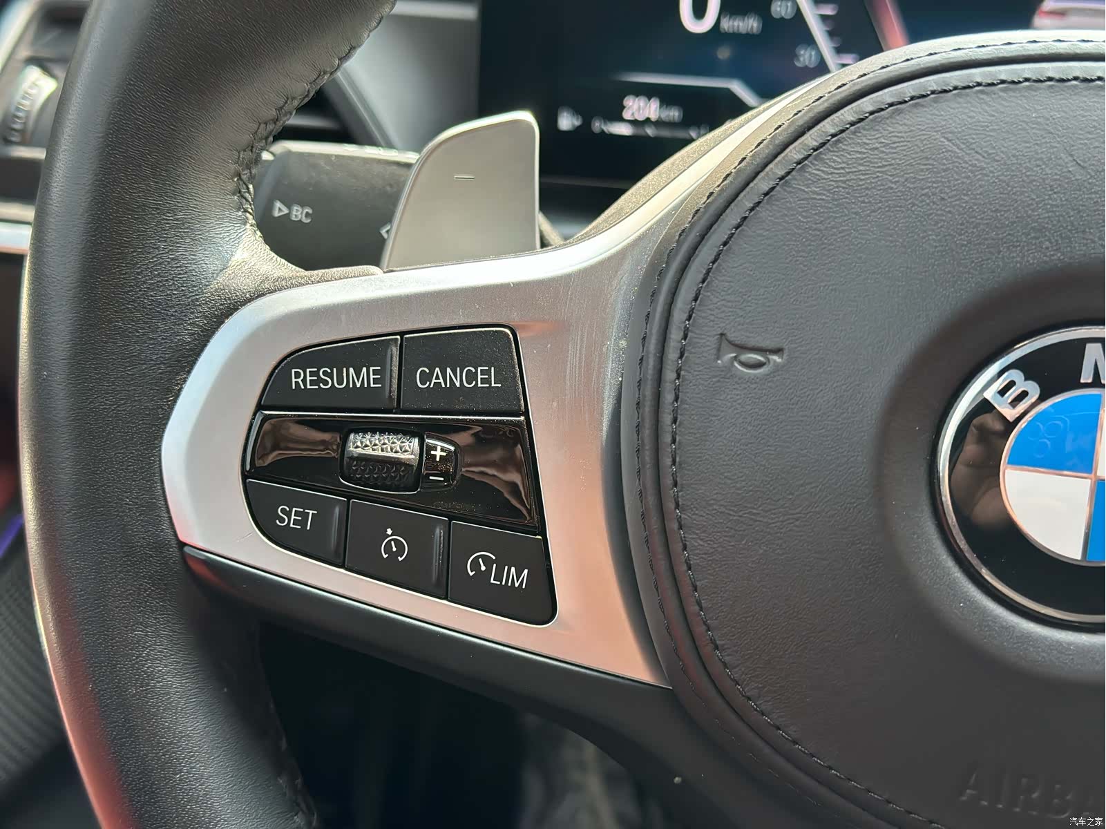 BMW 3 Series, 2024 14