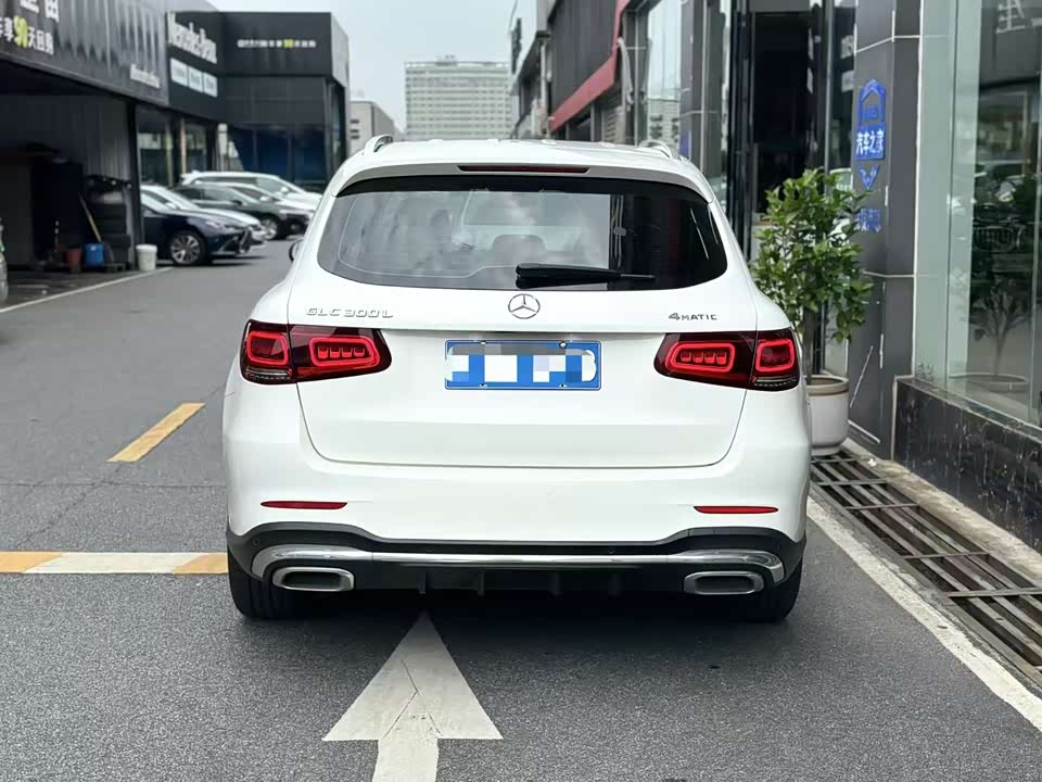 Mercedes-Benz GLC Mercedes-Benz GLC