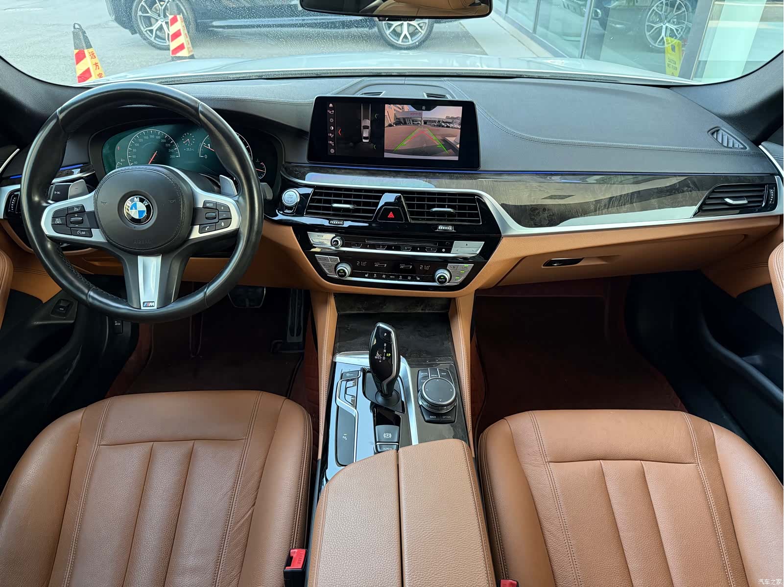 BMW 5 Series, 2019 все фото