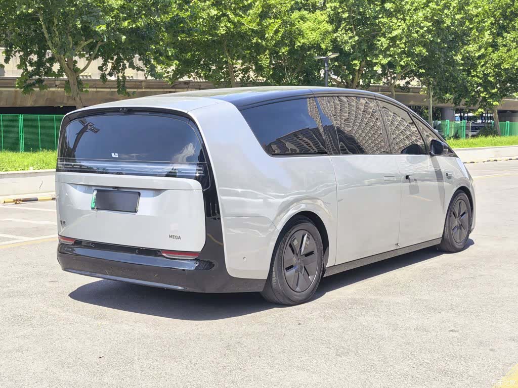 Li Auto MEGA, 2024 25
