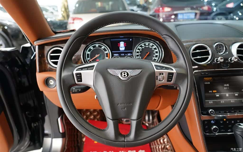 Bentley Flying Spur, 2015 9