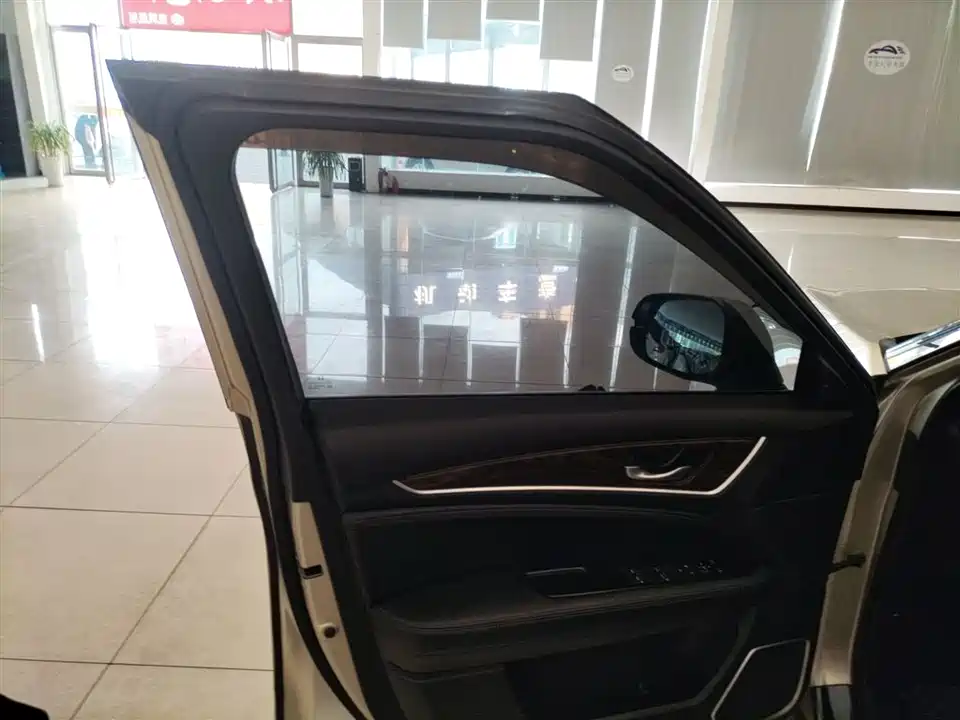 Honda UR-V Honda UR-V