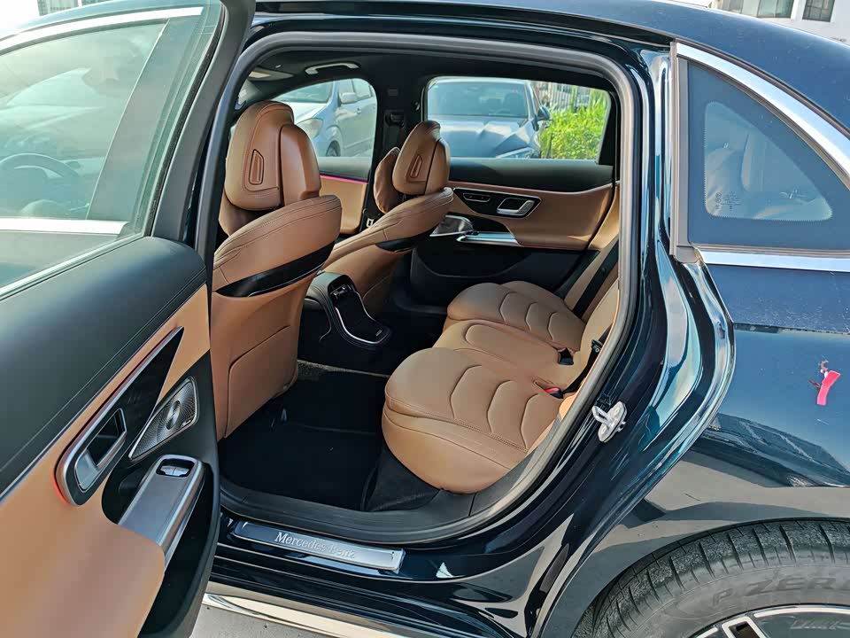 Mercedes-Benz E-class Mercedes-Benz E-class