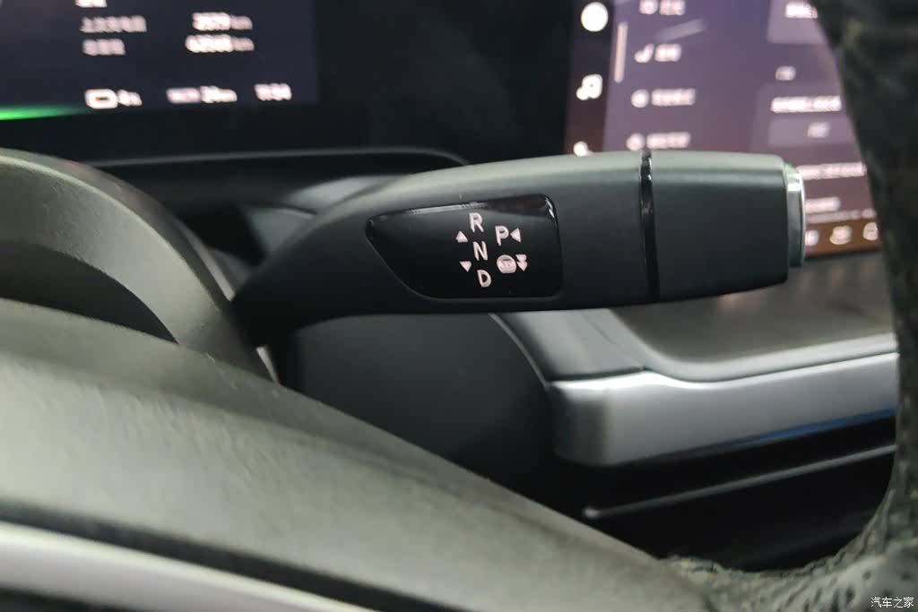 Xpeng P7, 2023 16