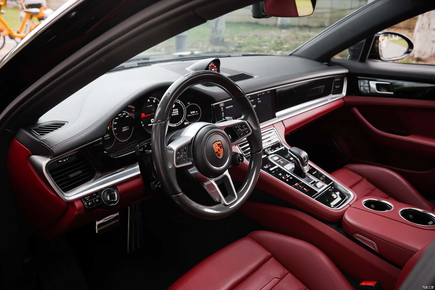 Porsche Panamera, 2019 11