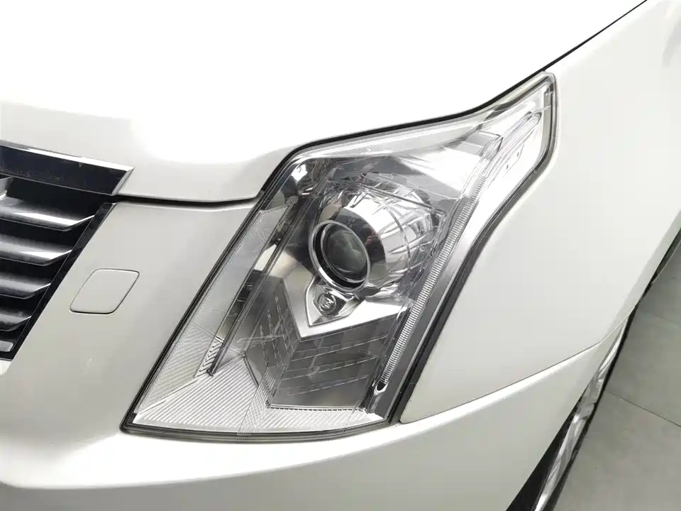 Cadillac SRX