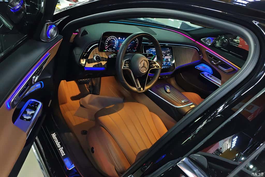 Mercedes-Benz E-Class, 2024 9