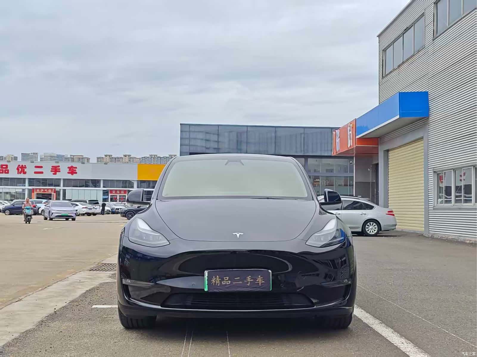 Tesla Model Y, 2022 2