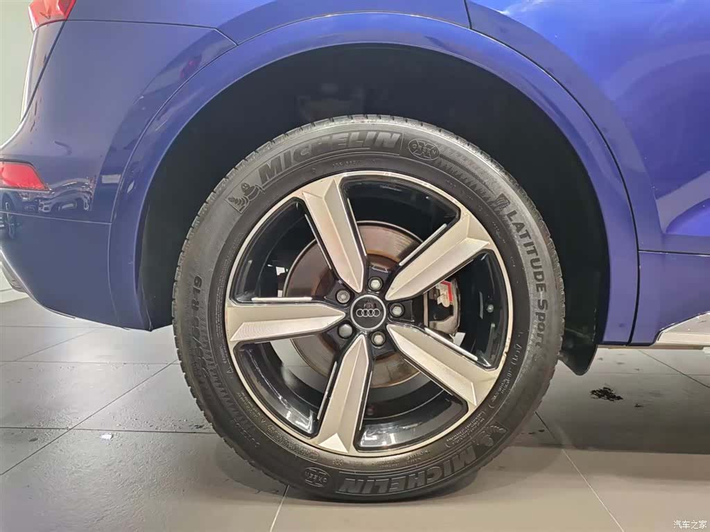Audi Q5L, 2019 26