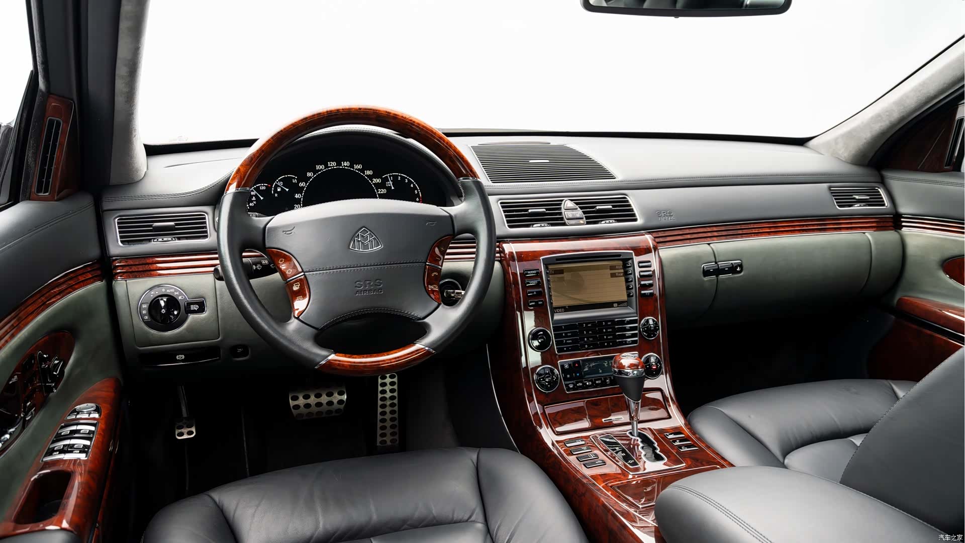 Maybach 57, 2009 8