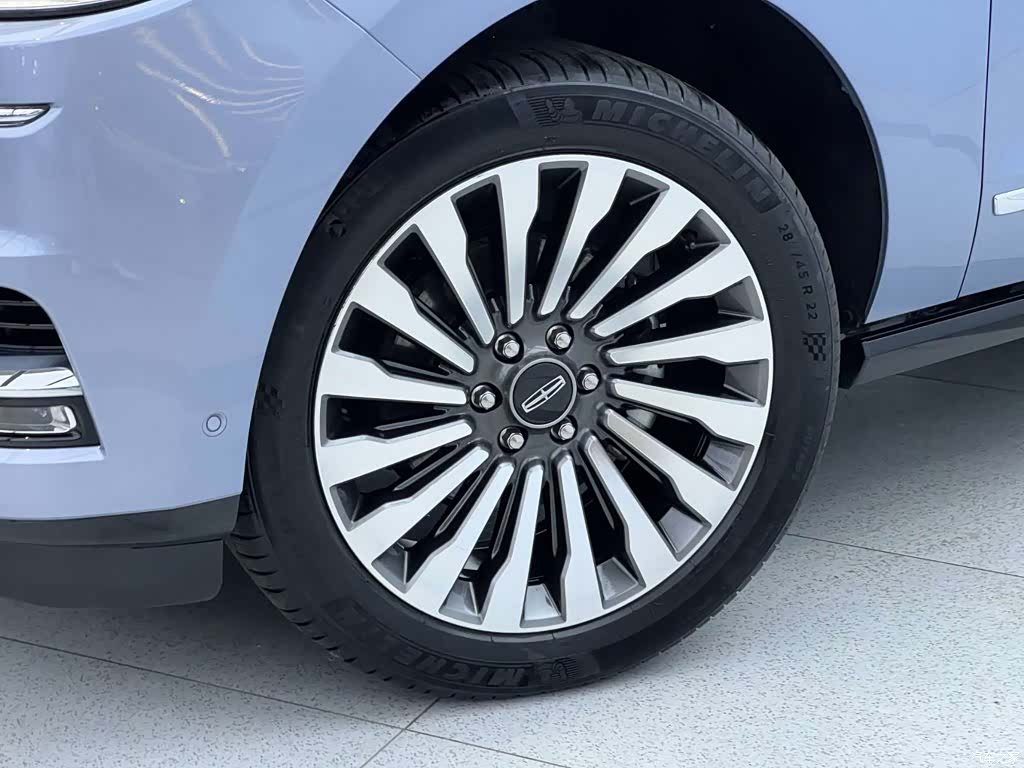 Lincoln Navigator, 2019 29
