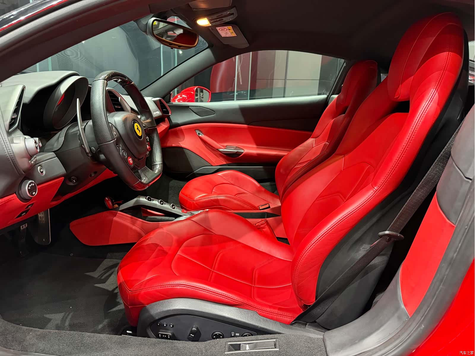 Ferrari 488, 2016 10