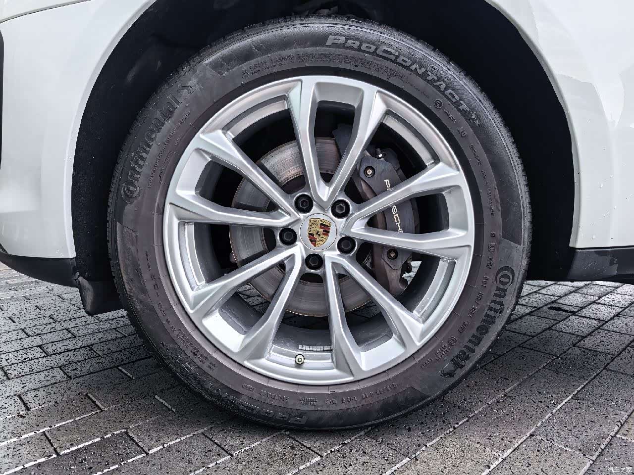Porsche Macan, 2024 9