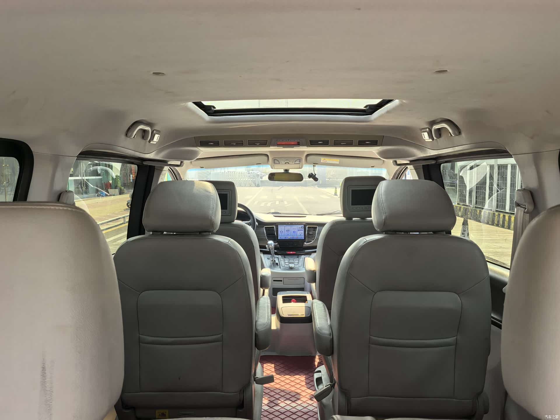 JAC M5, 2016 11