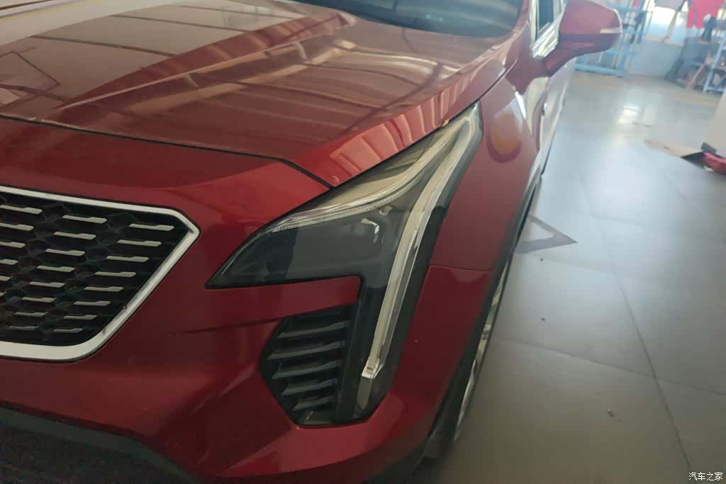 Cadillac XT4, 2022 все фото