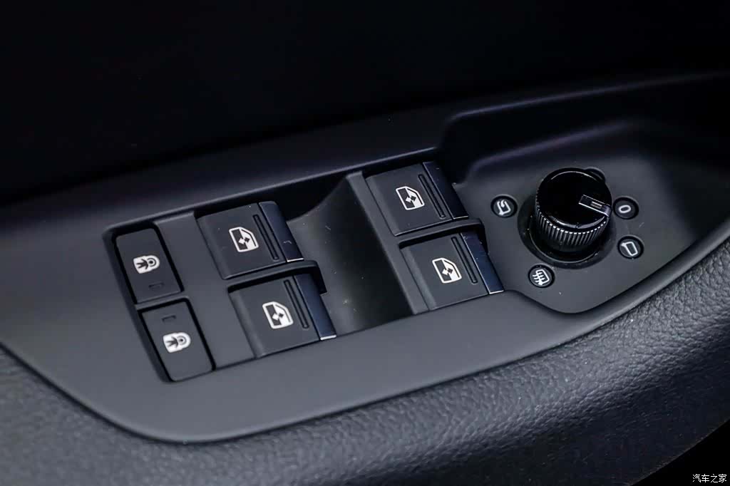 Audi A7L, 2024 12