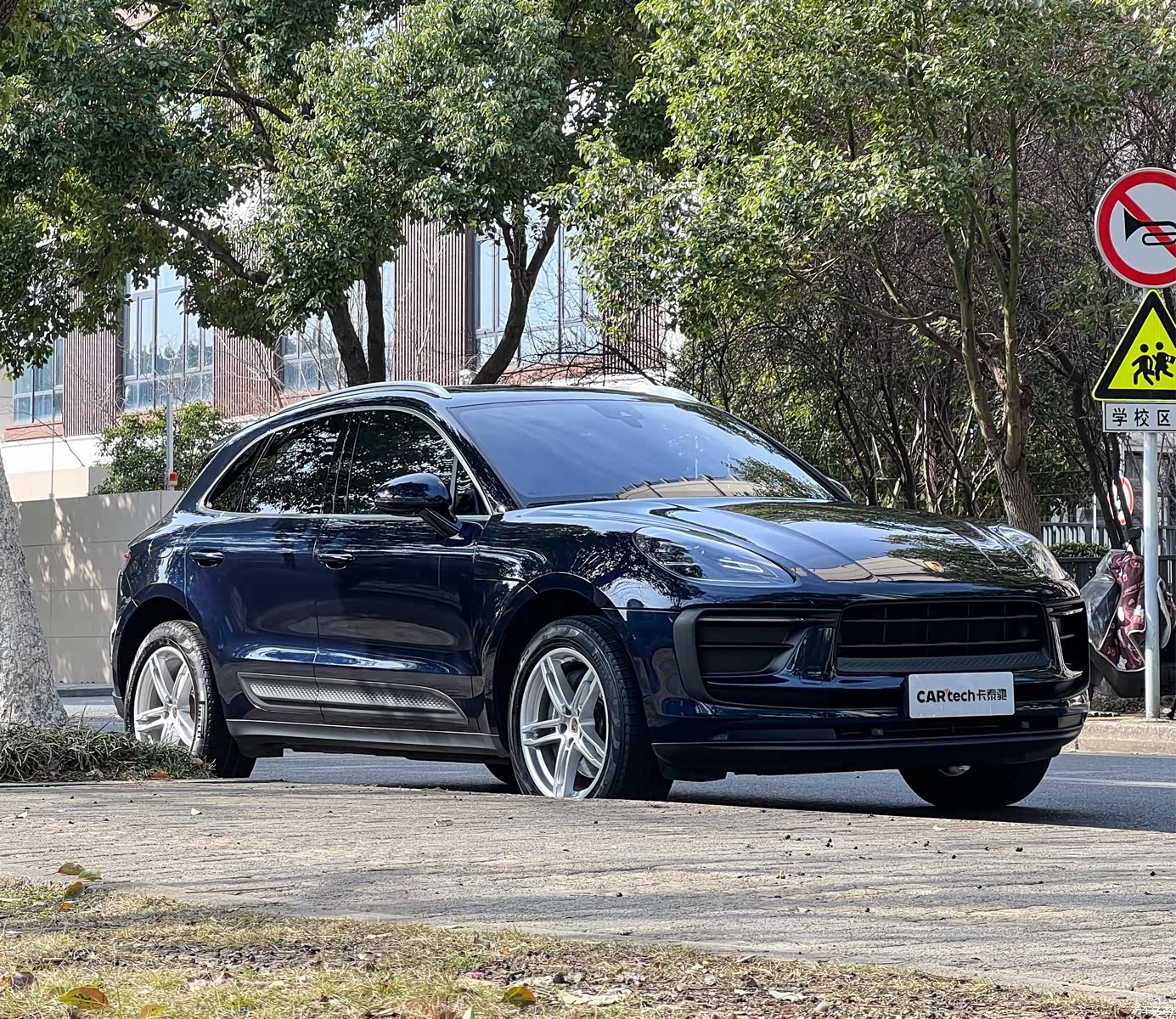 Porsche Macan, 2022 3