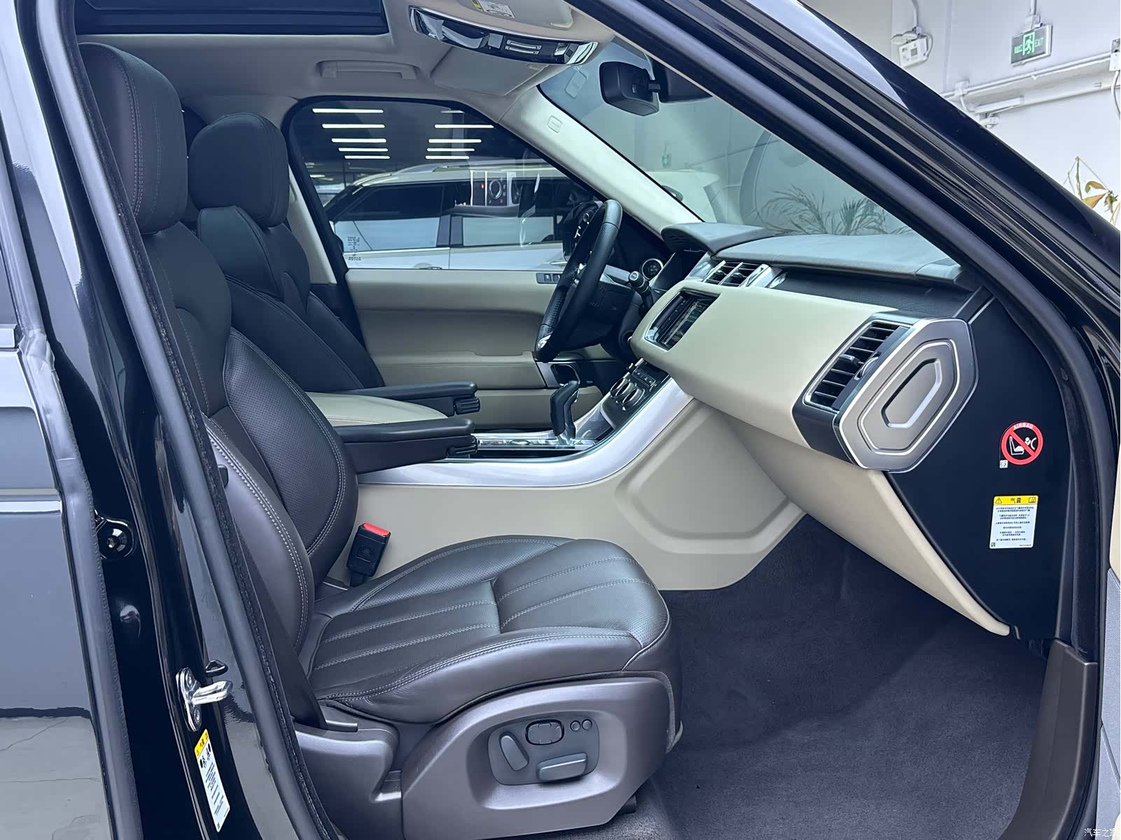 Land Rover Range Rover, 2015 12