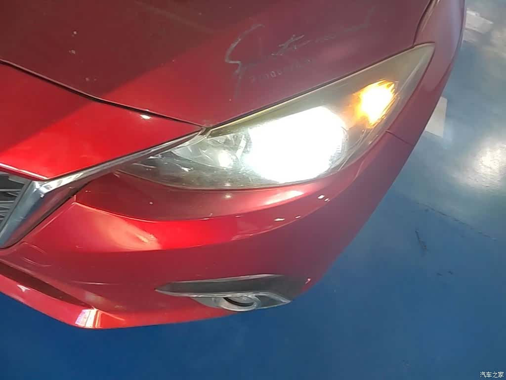 Mazda Mazda3, 2015 24