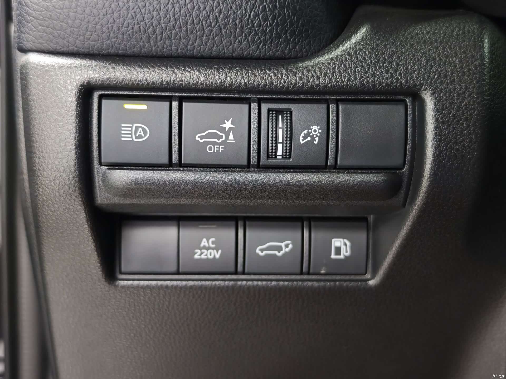 Toyota Prado, 2025 26