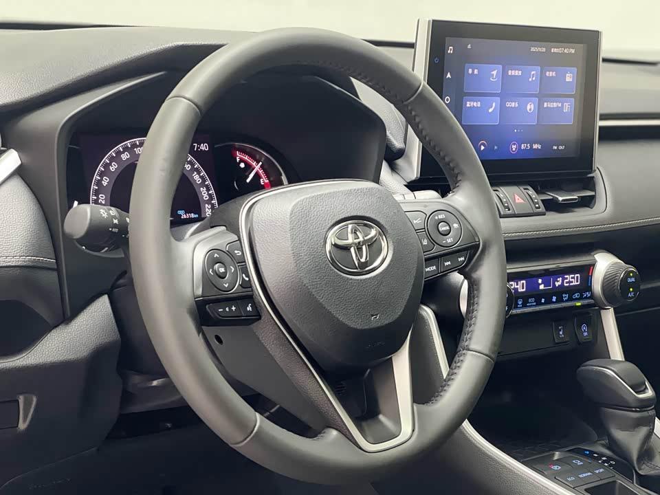 Toyota RAV4 Rongfang