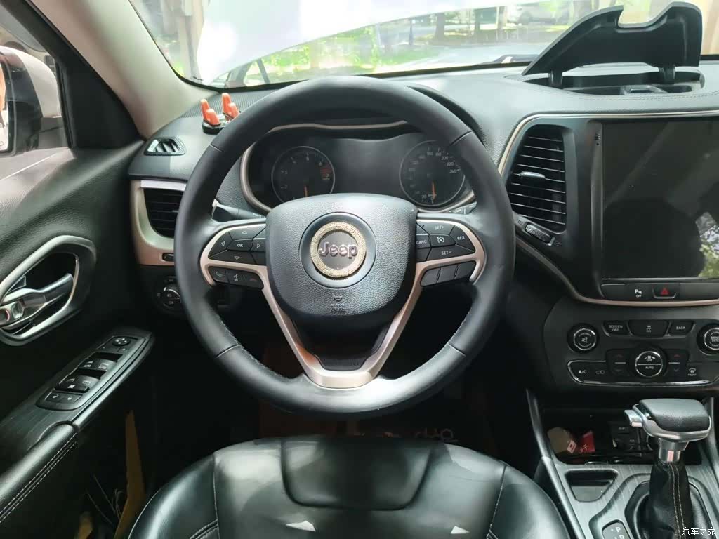 Jeep Cherokee, 2016 7