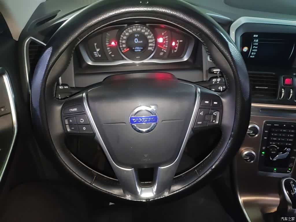 Volvo XC60, 2017 11