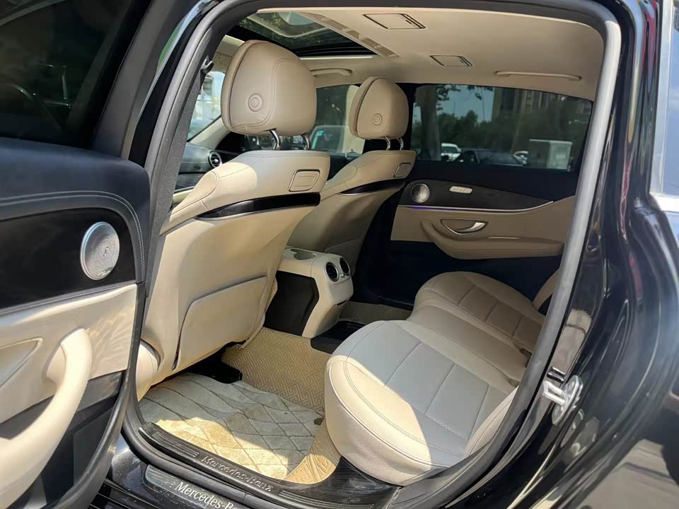 Mercedes-Benz E-class Mercedes-Benz E-class