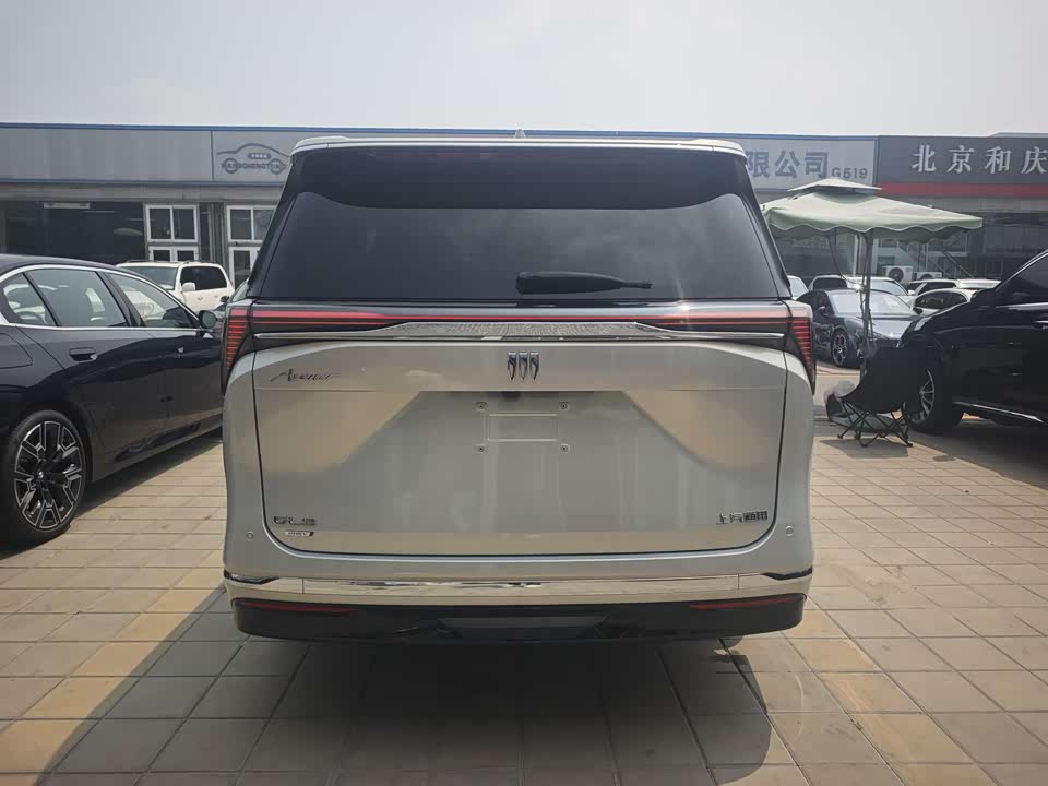 Buick GL8