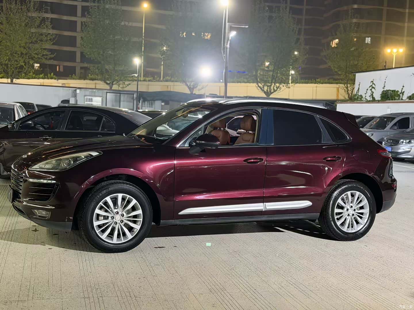 Zotye SR9, 2018 7