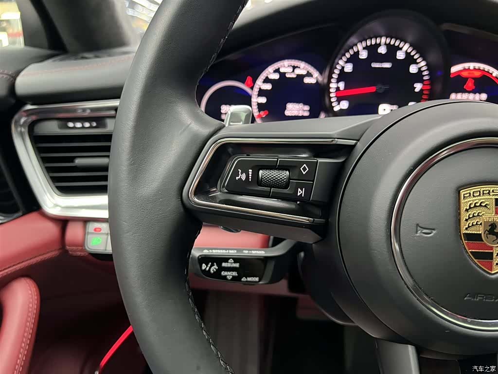 Porsche Panamera, 2023 13