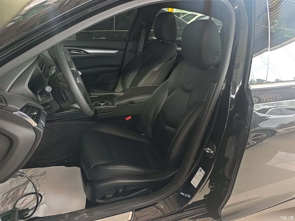 Cadillac CT5, 2023 15