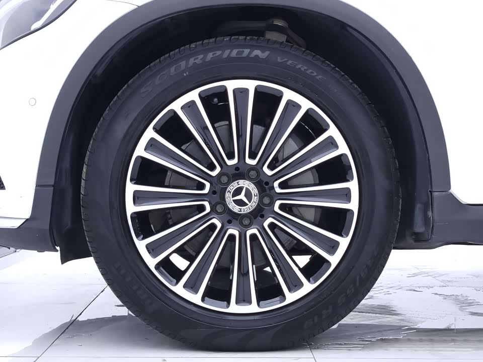 Mercedes-Benz GLC Mercedes-Benz GLC