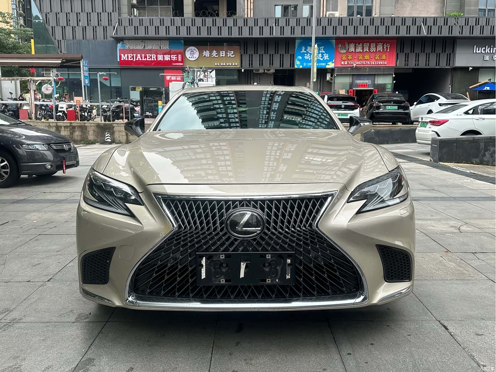 Lexus LS, 2018 2