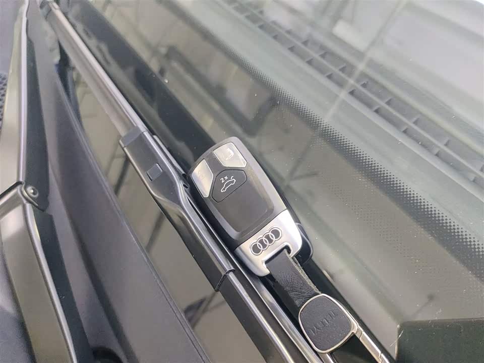 Audi Q5L Audi Q5L