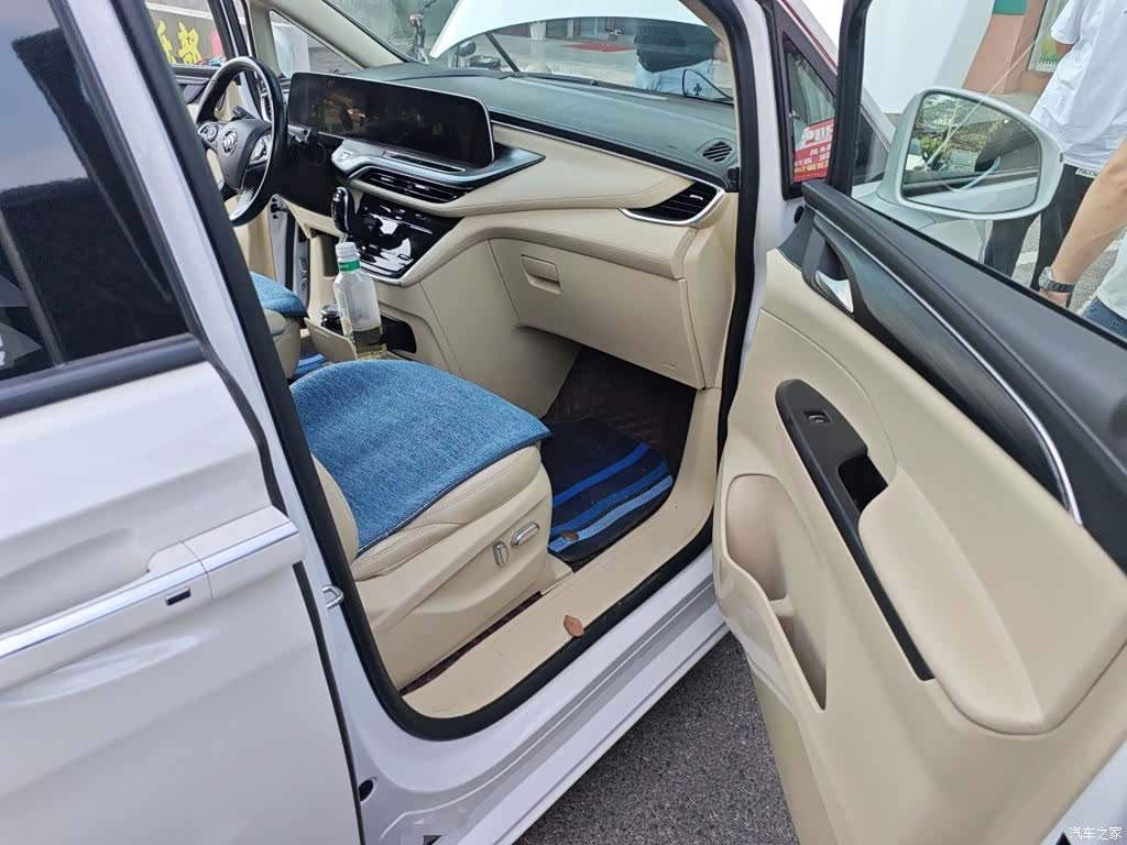 Buick GL8, 2022 20