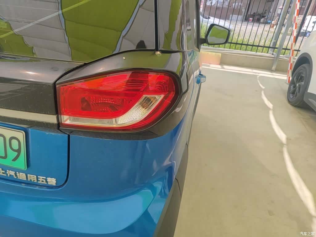 Wuling E100, 2019 8