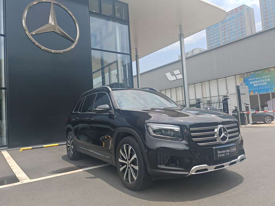 Mercedes-Benz GLB Mercedes-Benz GLB
