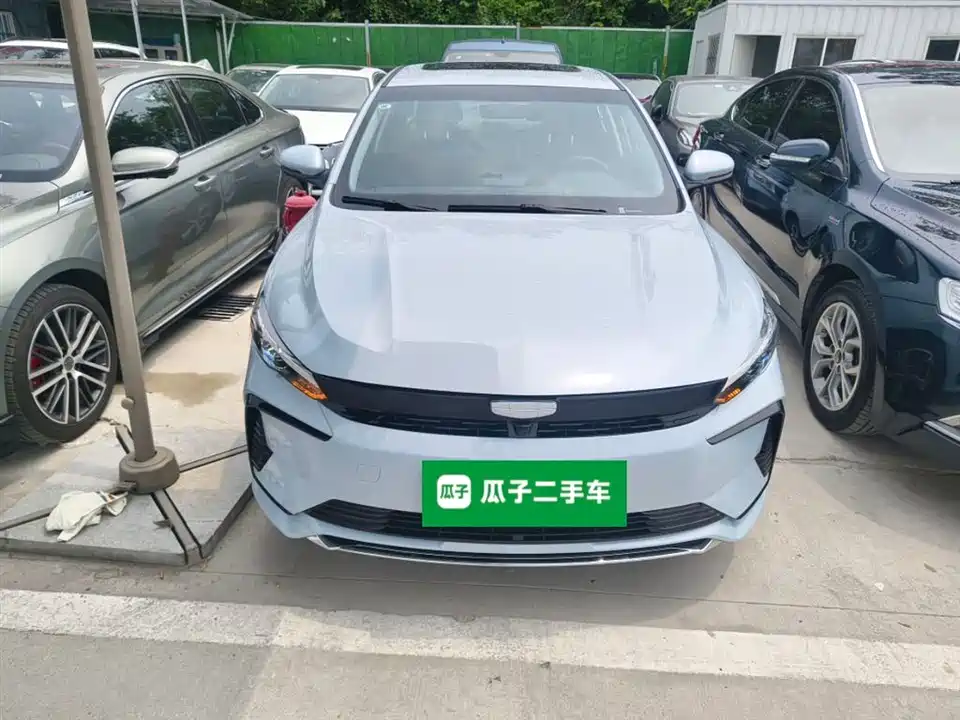 Geely Emgrand L HiP Geely Emgrand L HiP