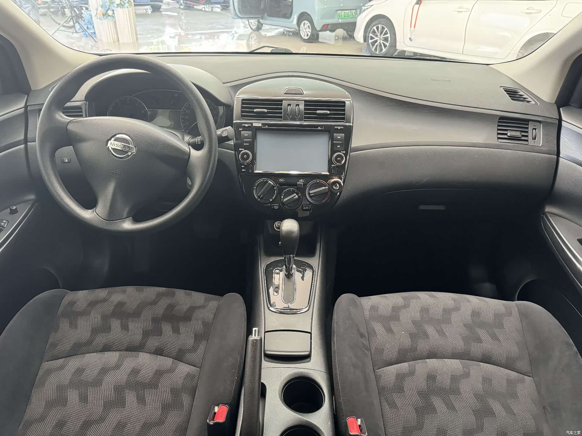 Nissan Tiida, 2014 14