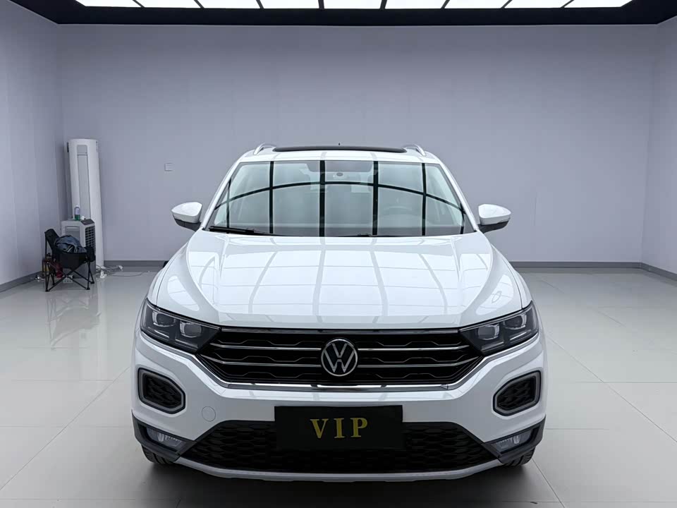 Volkswagen T-ROC exploring Songs