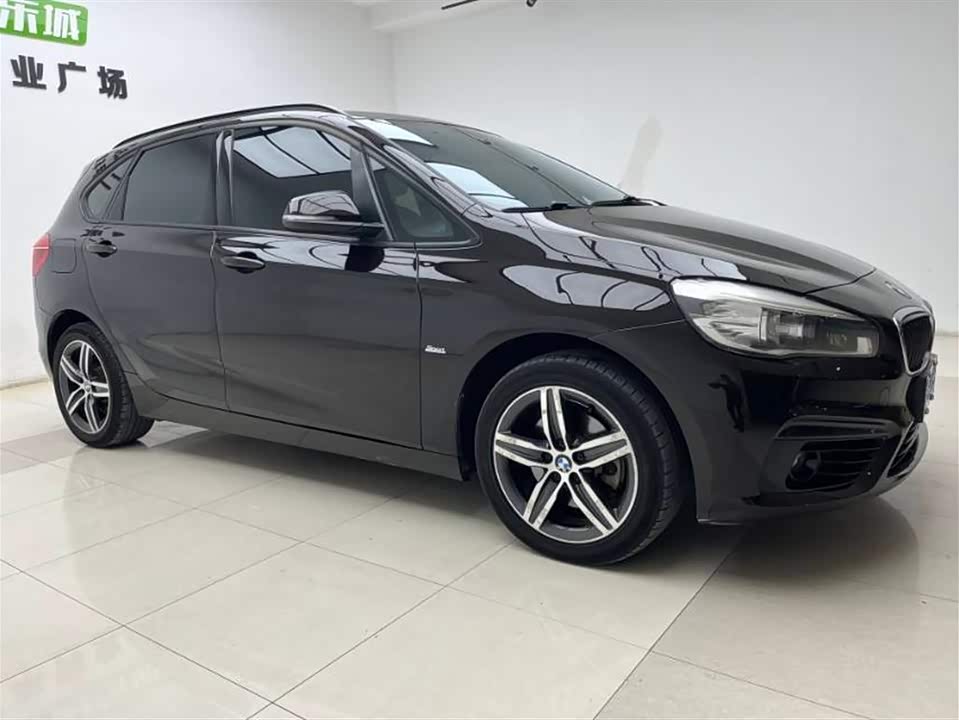 BMW 2 series station wagon