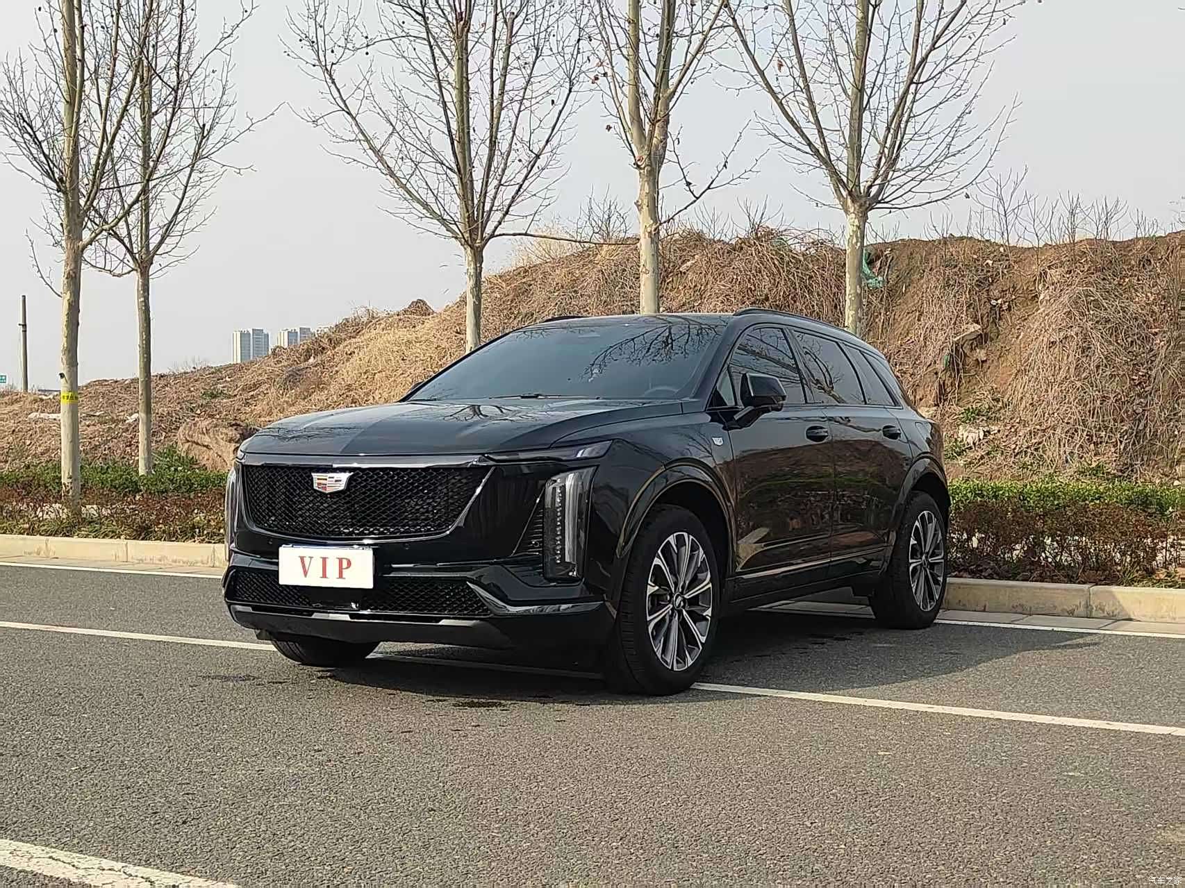 Cadillac XT5, 2025 1
