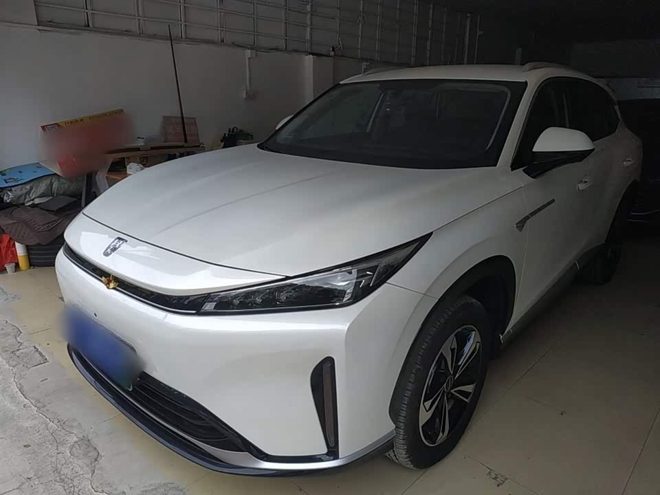 Roewe D5X DMH