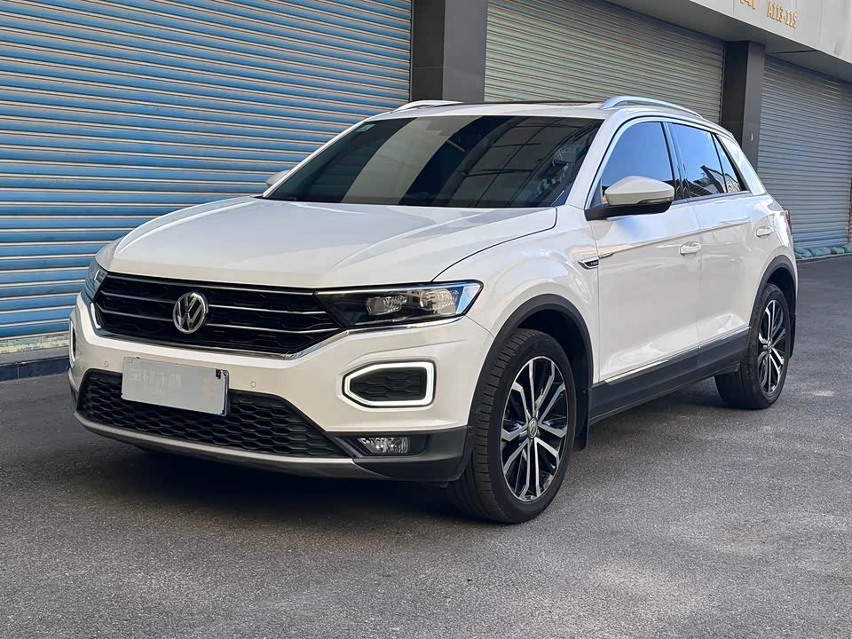Volkswagen T-ROC exploring Songs