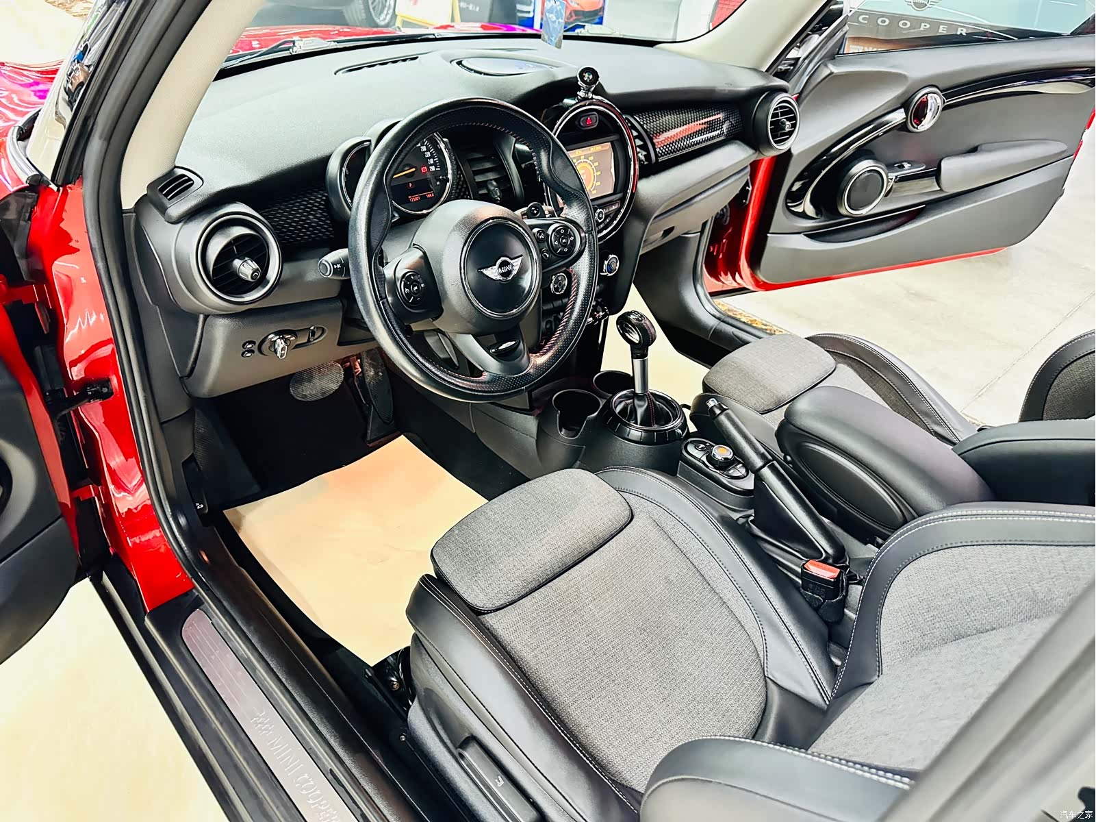 Mini Cooper, 2015 14