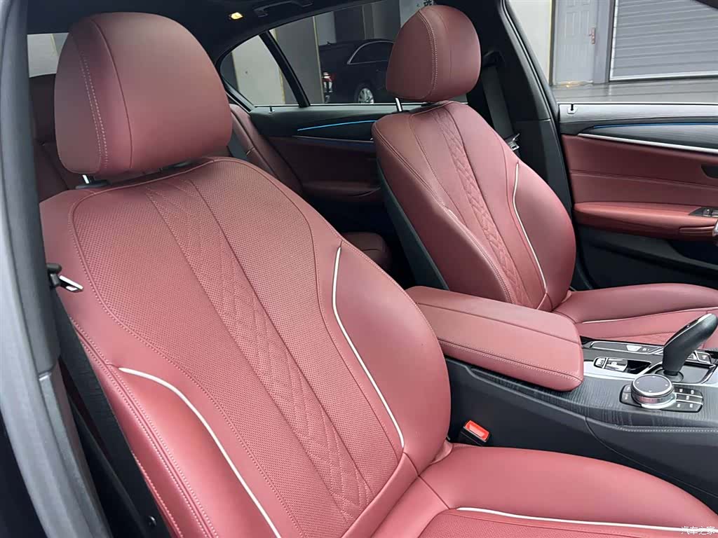 BMW 5 Series, 2024 19