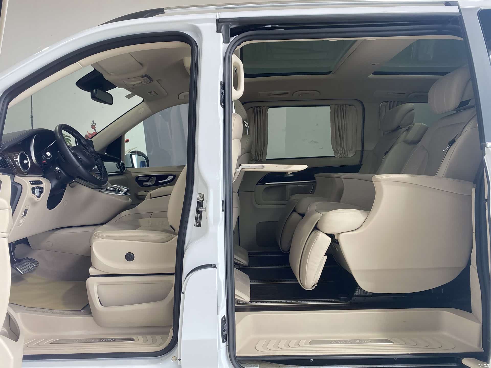 Mercedes-Benz V-Class, 2020 12