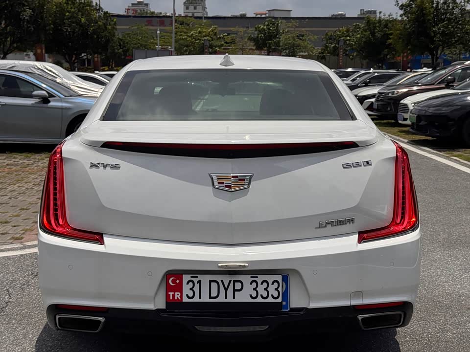 Cadillac XTS