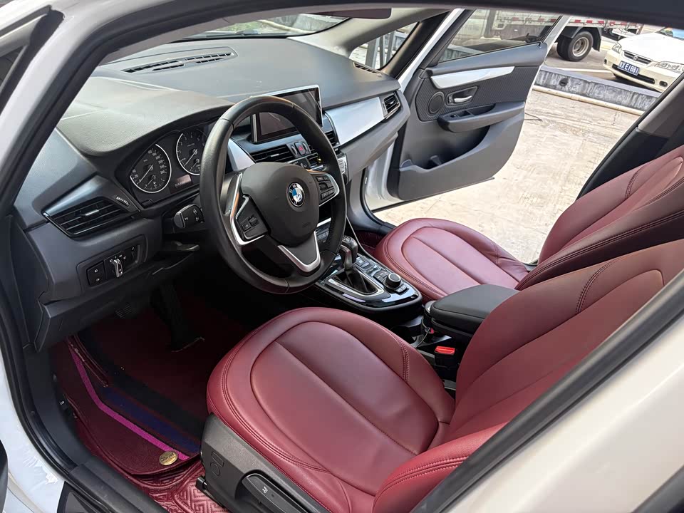 BMW 2 series station wagon